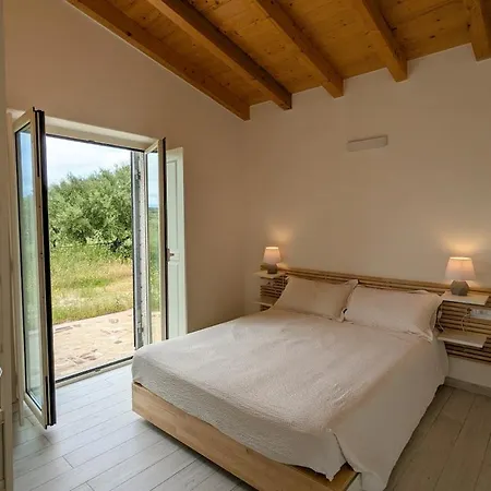 Countryside Retreat With Distant Sea View Villa