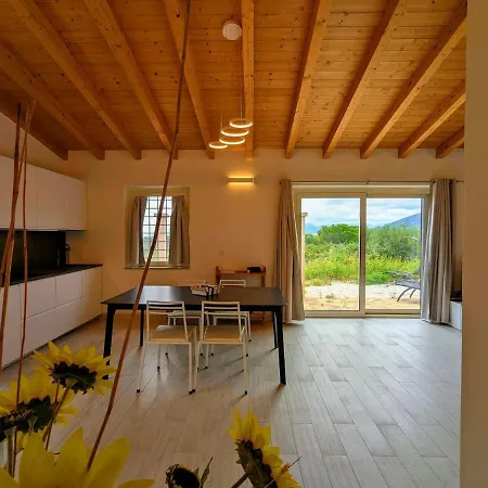 Villa Countryside Retreat With Distant Sea View