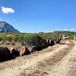 ヴィラ Private Countryside Retreat, Distant Sea View オロゼーイ