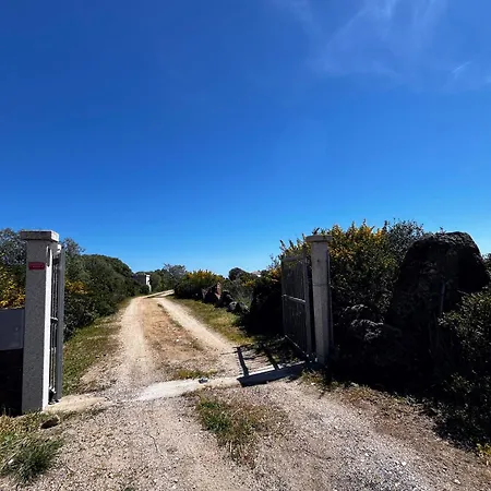 Private Countryside Retreat, Distant Sea View