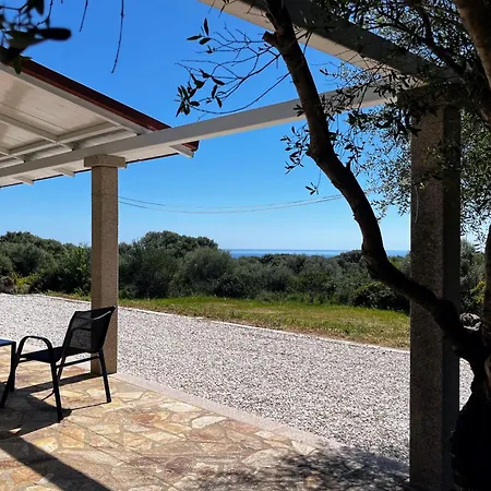 Private Countryside Retreat, Distant Sea View *